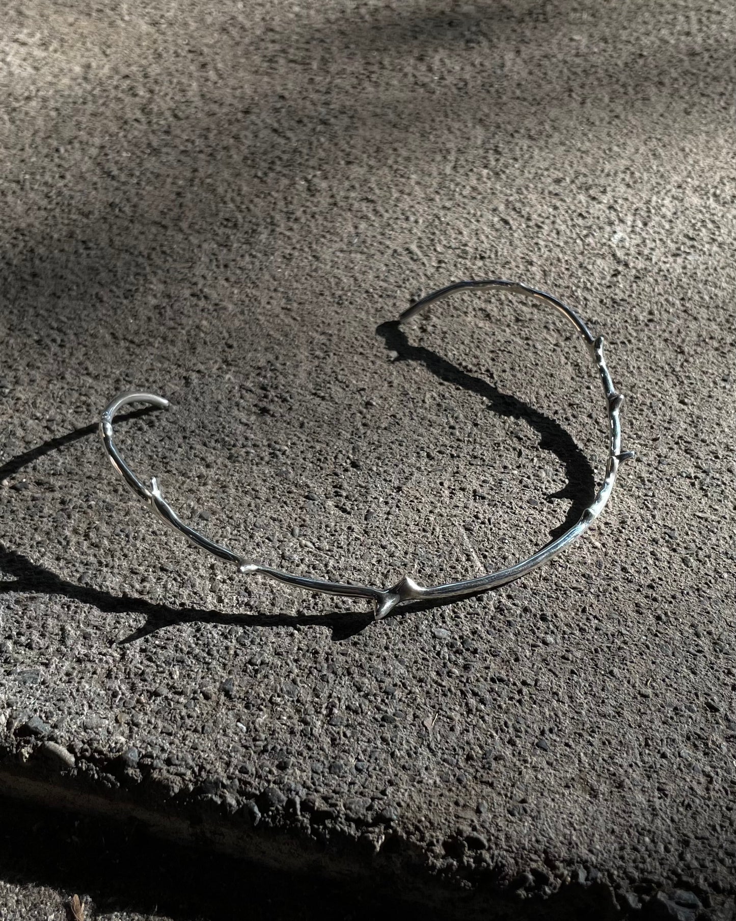 BRANCH CHOKER