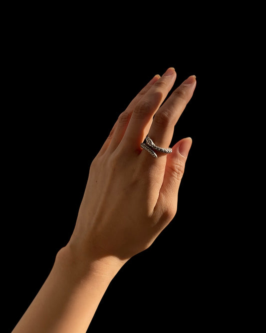 SNAKE RING