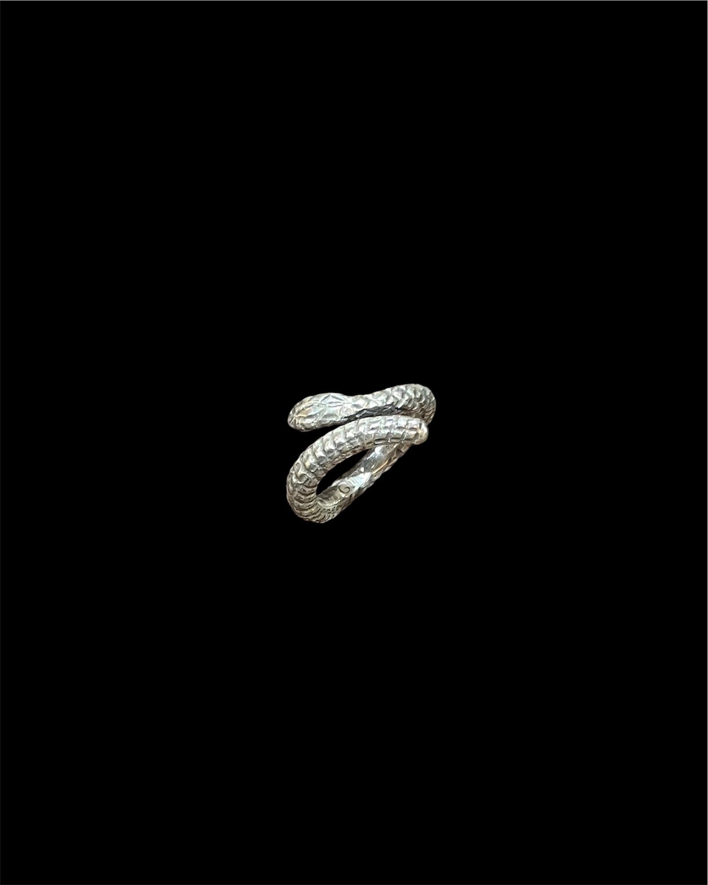 SNAKE RING