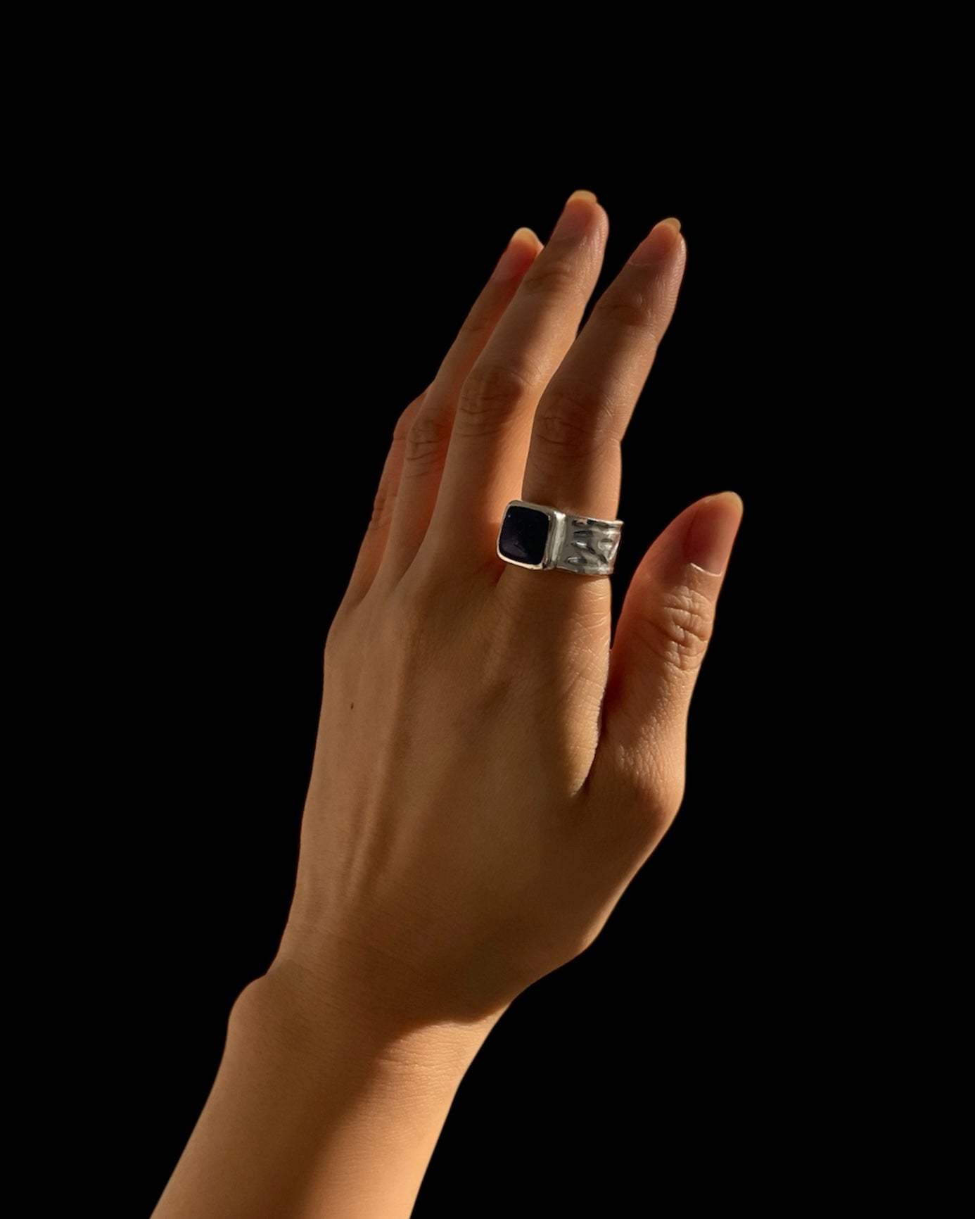 IVY RING