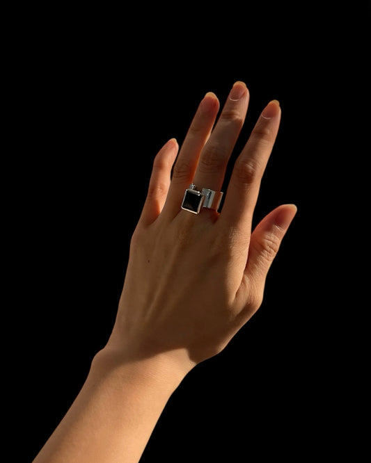 TOBIUO RING